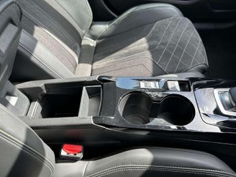 PEUGEOT 2008 2008 GT Premium EV 5dr