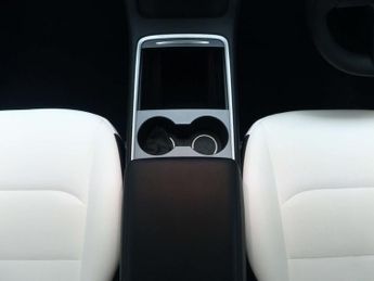 TESLA MODEL Y (Dual Motor) Long Range SUV 5dr Electric Auto 4WDE (384 bhp)