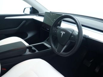 TESLA MODEL Y (Dual Motor) Long Range SUV 5dr Electric Auto 4WDE (384 bhp)