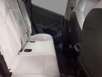 TESLA MODEL Y (Dual Motor) Long Range SUV 5dr Electric Auto 4WDE (384 bhp)