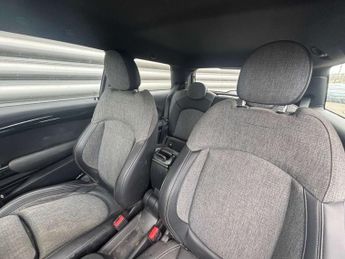 MINI HATCH Cooper S Electric Level 2 3dr