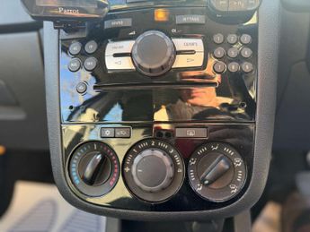 VAUXHALL CORSA 1.4 Corsa Design Auto 5dr