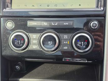 LAND ROVER DISCOVERY 3.0 Discovery HSE TD6 Auto 4WD 5dr