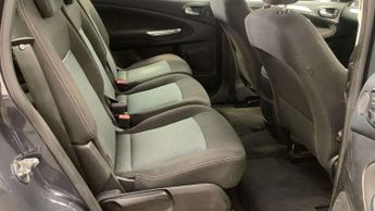 FORD S-MAX 2.0 S-Max Zetec TDCi Auto 5dr