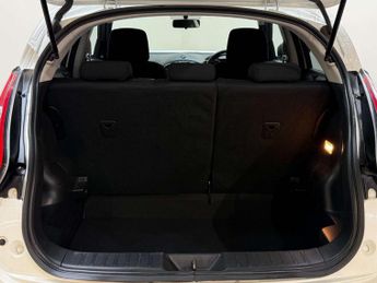 Nissan Juke 1.6 Juke Acenta CVT 5dr