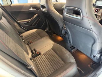 Mercedes-Benz A-CLASS 2.0 A250 AMG Sport 4Matic Auto 4WD 5dr