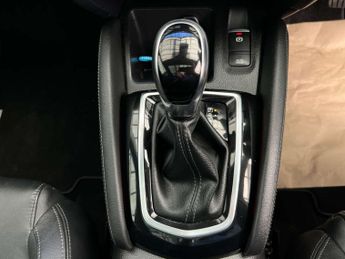 NISSAN QASHQAI 1.3 Qashqai Tekna DiG-T Semi-Auto 5dr