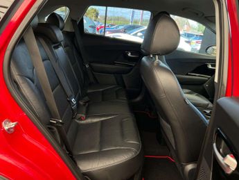 KIA NIRO 1.6 Niro 3 Semi-Auto 5dr