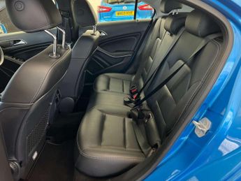 MERCEDES-BENZ A-CLASS 2.1 A 200 D Sport Exeutive Auto 5dr