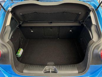 MERCEDES-BENZ A-CLASS 2.1 A 200 D Sport Exeutive Auto 5dr