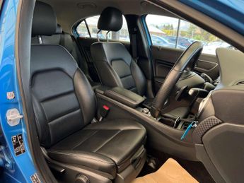 MERCEDES-BENZ A-CLASS 2.1 A 200 D Sport Exeutive Auto 5dr