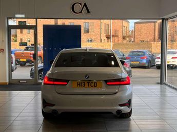 BMW 3 Series 2.0 320i Sport Auto 4dr