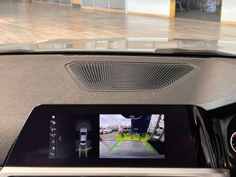 BMW 3 Series 2.0 320i Sport Auto 4dr