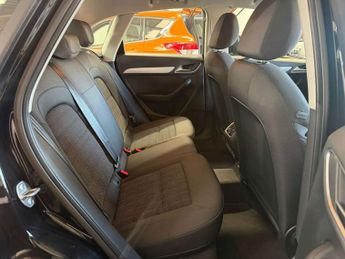 AUDI Q3 2.0 Q3 S Line Edition TDI Quattro Semi-Auto 4WD 5dr