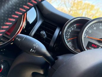 MINI HATCH 2.0 Cooper S Sport Auto 5dr