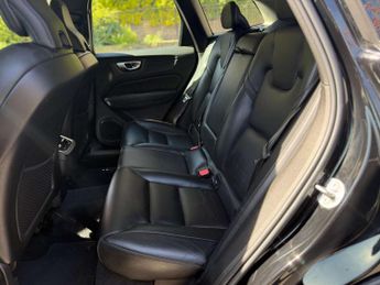 VOLVO XC60 2.0 XC60 + B4 MHEV Auto 5dr