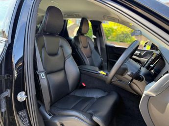 VOLVO XC60 2.0 XC60 + B4 MHEV Auto 5dr