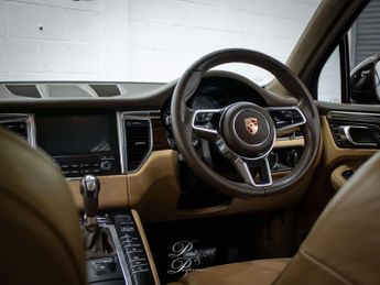 PORSCHE MACAN 3.0 Macan S D Semi-Auto 4WD 5dr