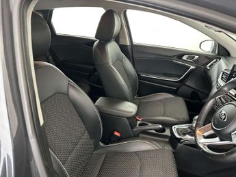 Kia CEED 1.6 Ceed 3 CRDi ISG Semi-Auto 5dr