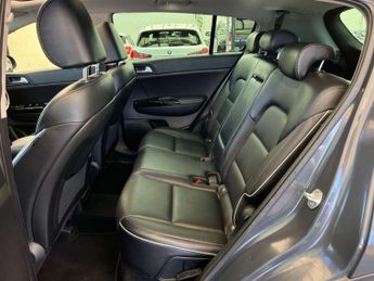 KIA SPORTAGE 1.6 Sportage 3 CRDi ISG MHEV Semi-Auto 5dr