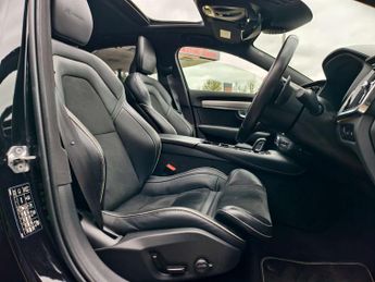 VOLVO S90 2.0 S90 R-Design+ T8 PHEV AWD Auto 4WD 4dr