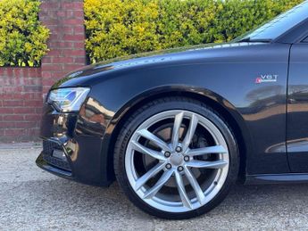 AUDI S5 3.0 S5 V6T Black Edition TFSI Quattro Semi-Auto 4WD 2dr
