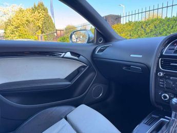 AUDI S5 3.0 S5 V6T Black Edition TFSI Quattro Semi-Auto 4WD 2dr