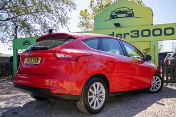 FORD FOCUS 1.6 Focus Titanium Auto 5dr