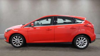 FORD FOCUS 1.6 Focus Titanium Auto 5dr