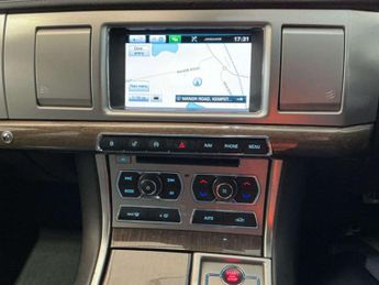 JAGUAR XF 2.2 XF R-Sport D Auto 4dr