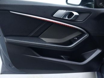 BMW 1 SERIES 1.5 118i M Sport (LCP) Hatchback 5dr Petrol DCT Euro 6 (s/s) (13