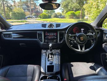 Porsche Macan 3.0 Macan GTS Semi-Auto 4WD 5dr