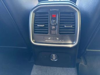 Porsche Macan 3.0 Macan GTS Semi-Auto 4WD 5dr