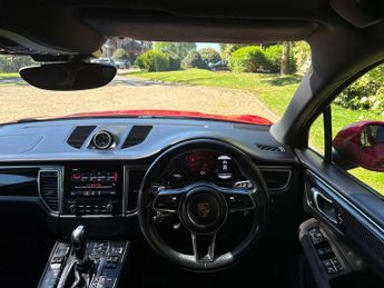 Porsche Macan 3.0 Macan GTS Semi-Auto 4WD 5dr