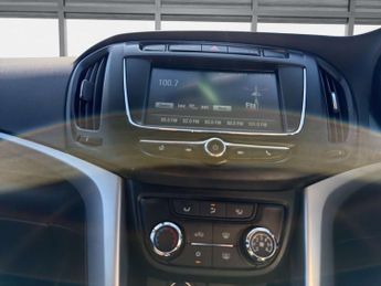 Vauxhall Zafira Tourer 1.4i Turbo Design MPV 5dr Petrol Auto Euro 6 (140 ps)