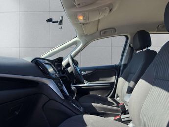 Vauxhall Zafira Tourer 1.4i Turbo Design MPV 5dr Petrol Auto Euro 6 (140 ps)