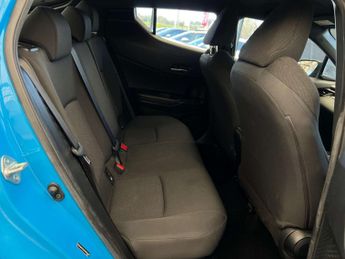 TOYOTA C-HR 1.8 C-HR Icon HEV CVT 5dr
