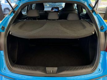 TOYOTA C-HR 1.8 C-HR Icon HEV CVT 5dr