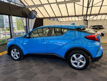 TOYOTA C-HR 1.8 C-HR Icon HEV CVT 5dr