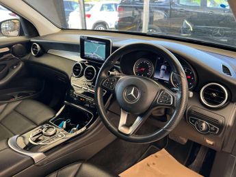 MERCEDES-BENZ GLC 2.1 GLC 220 Urban Edition D 4Matic Auto 4WD 5dr