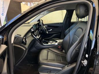 MERCEDES-BENZ GLC 2.1 GLC 220 Urban Edition D 4Matic Auto 4WD 5dr