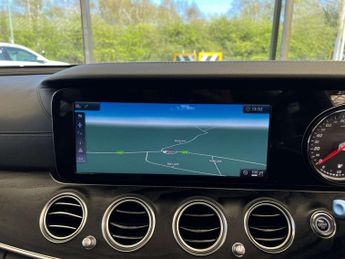 MERCEDES-BENZ E-CLASS 3.0 E 350 D AMG Line Premium Auto 4dr