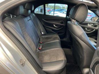 MERCEDES-BENZ E-CLASS 3.0 E 350 D AMG Line Premium Auto 4dr