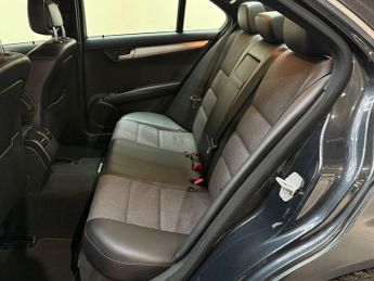 Mercedes-Benz C-CLASS 1.8 C180 Sport BlueEfficiency Auto 4dr