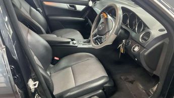 Mercedes-Benz C-CLASS 1.8 C180 Sport BlueEfficiency Auto 4dr