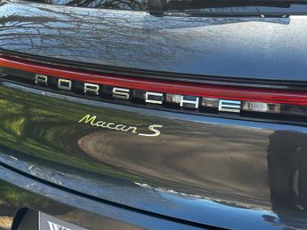 Porsche MACAN 3.0 Macan S Semi-Auto 4WD 5dr