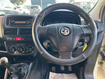 VAUXHALL COMBO 1.2 Combo 2300 L1H1 CDTi 5 Seater Crew Van