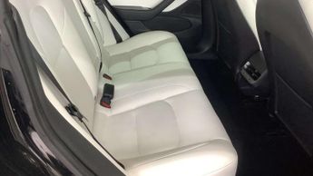 TESLA MODEL 3 Model 3 Long Range AWD 4WD 4dr