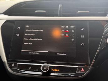 VAUXHALL CORSA Corsa E SE Nav Premium 5dr