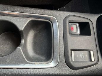 VAUXHALL CORSA Corsa E SE Nav Premium 5dr